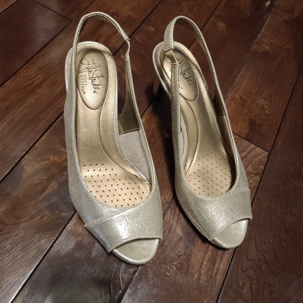 Lifestride soft system heels